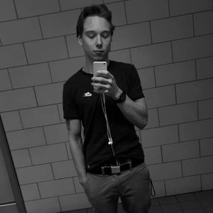 Meet your Posher, Dominick